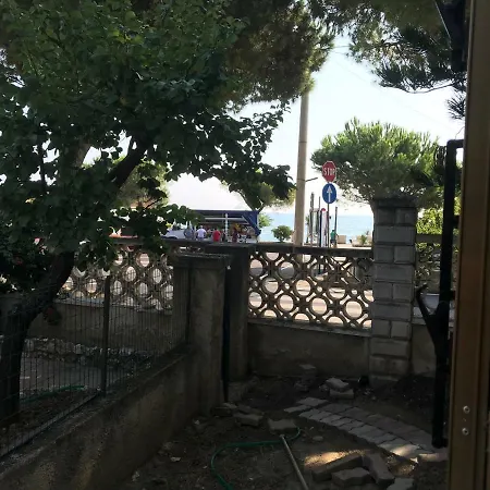 Semesterbostad Casa Vacanze Fronte Mare Vista Parziale Mare